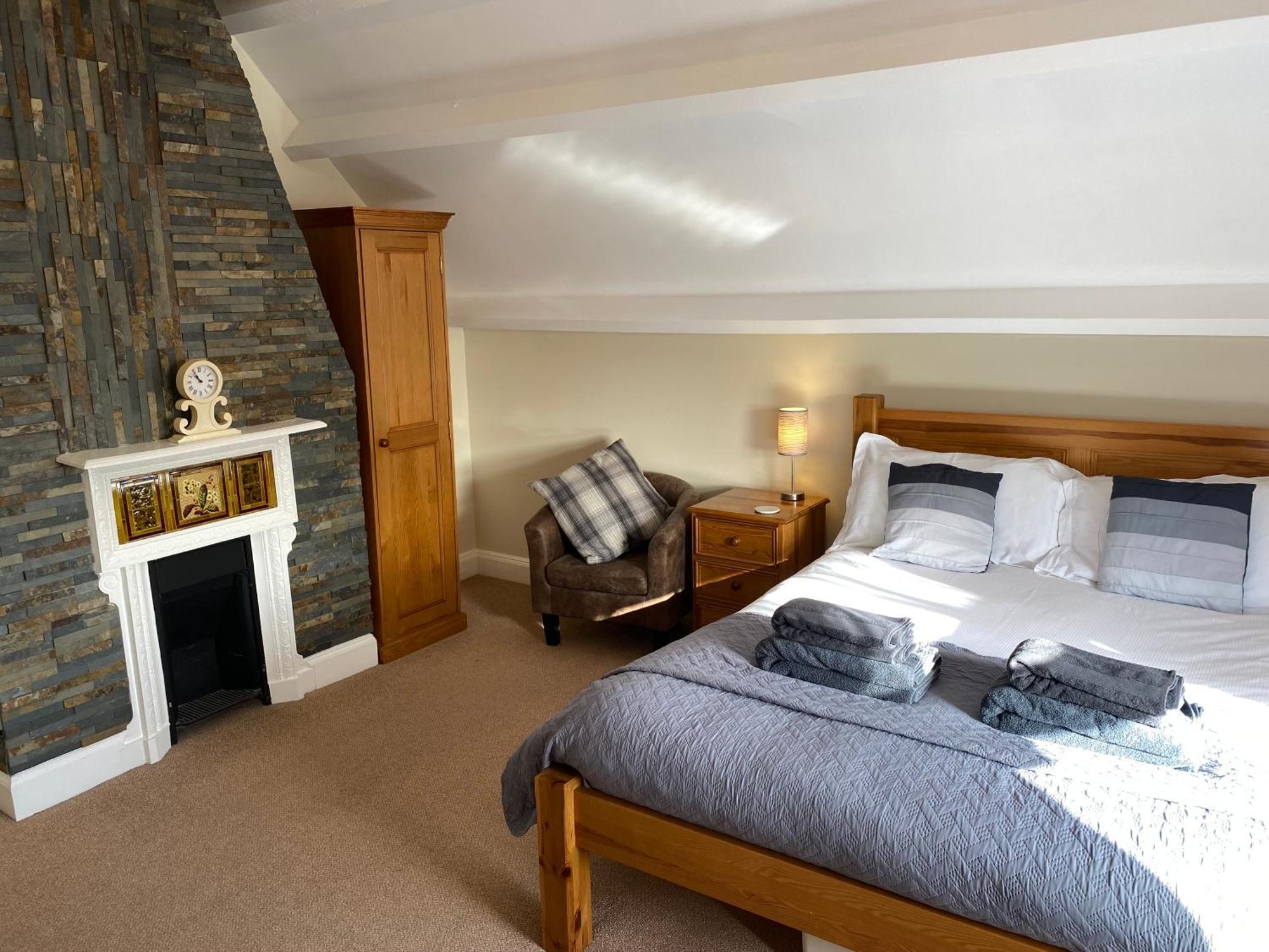The Whalebone Arch Hotell Whitby Exteriör bild